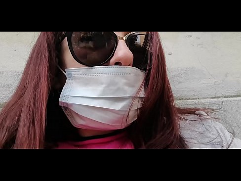 ❤️ ניקולטה מתנקמת בשכנתה ומשתנת במוסך שלו (הסגר איטלקי מיוחד של Covid19) פורנו תוצרת בית אצלנו